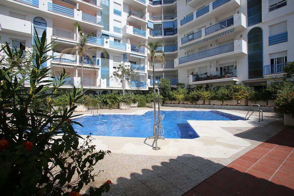 Apartamento El Faro Leisure Port Apartment Estepona Bagian luar foto